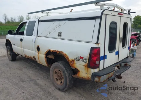 2005 Chevrolet Silverado 2500Hd Work Truck z USA, uszkodzony, nr VIN 1GCHK29U45E193424